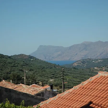 Holiday home Aggeliki's Traditional Country *