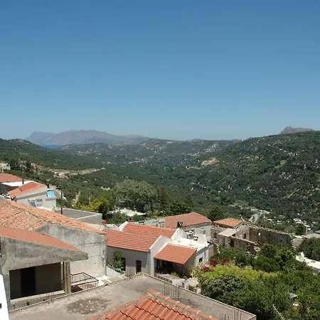 Aggeliki's Traditional Country Topolia